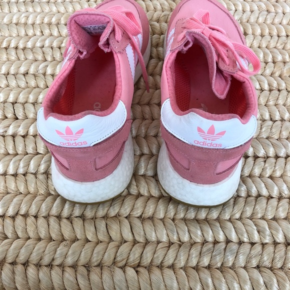 ADIDAS Women’s Sneakers, size 8.5 US, NWT - Picture 4 of 7